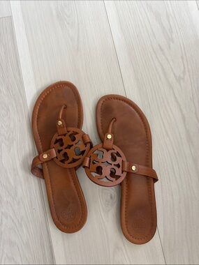 Tory Burch Brown Leather Circle Logo Sandals